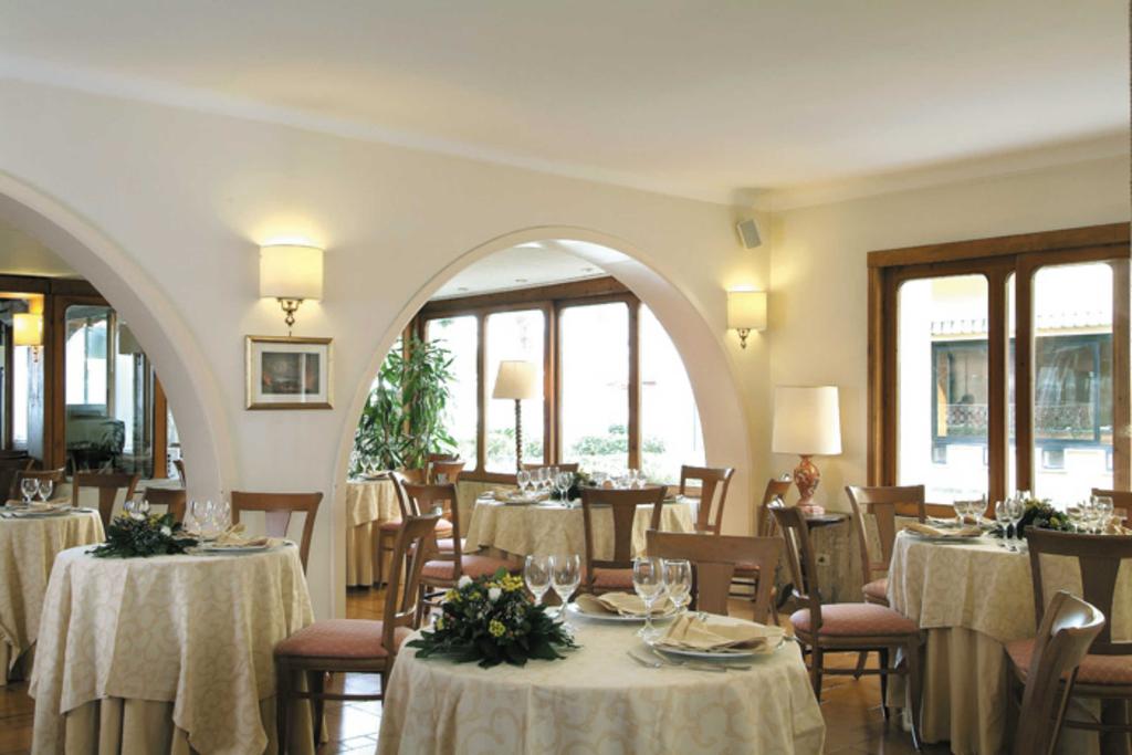 American Hotel image 1