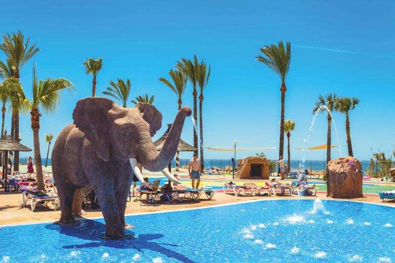 Holiday World RIWO Hotel in Benalmadena - foto 4
