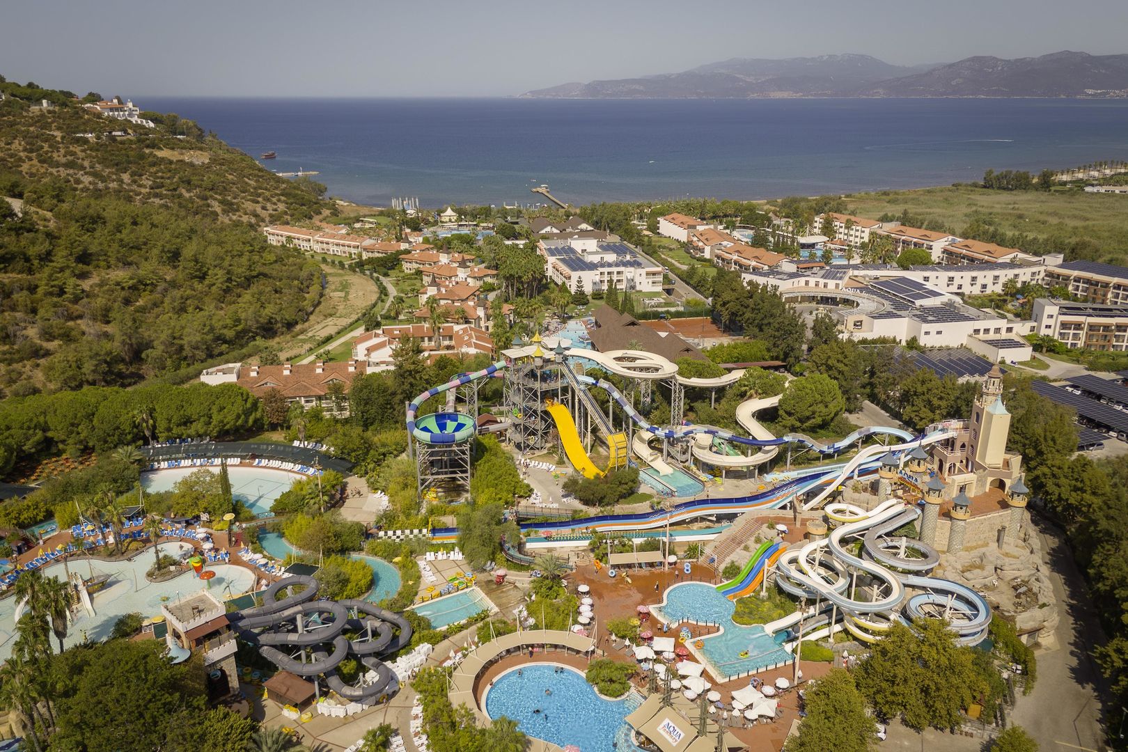 Aqua Fantasy Aquapark Hotel & Spa image 0