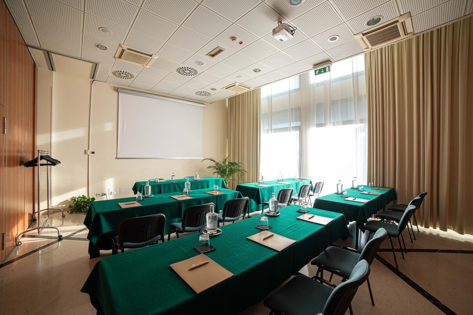 Phi Hotel Emilia foto 14