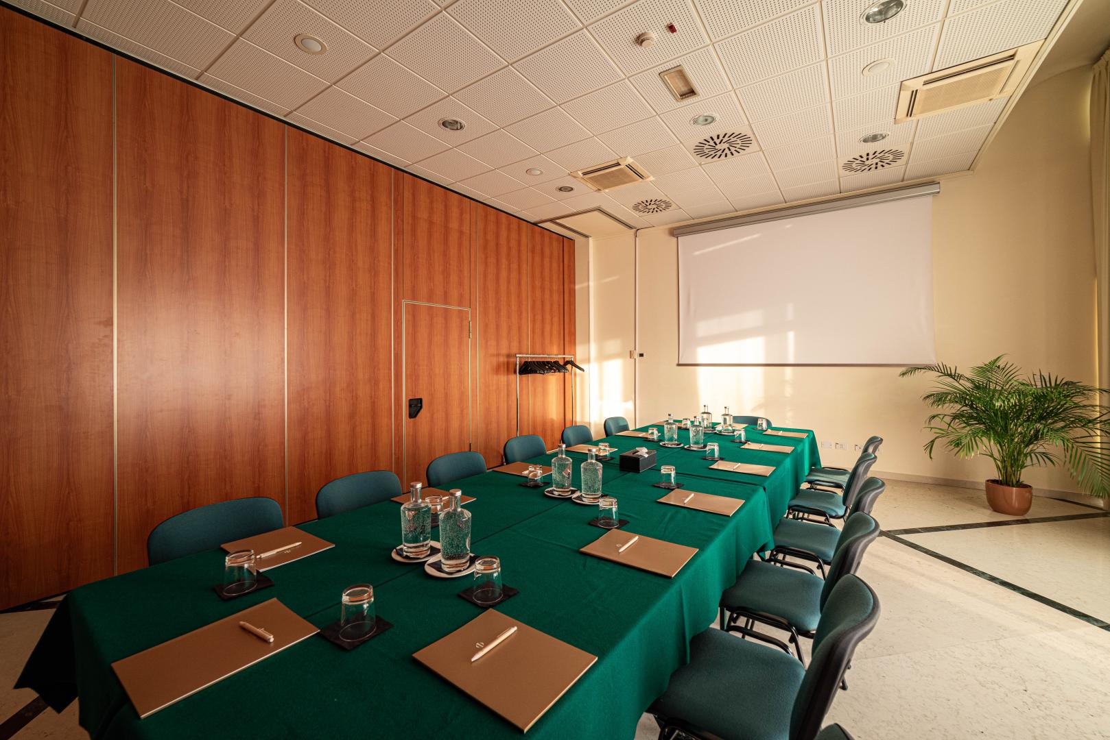 Phi Hotel Emilia foto 17