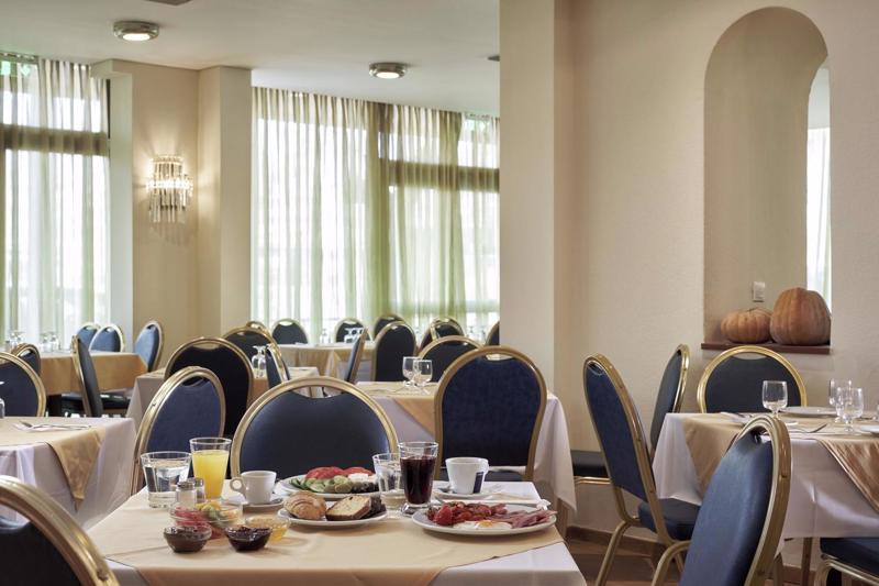 Candia Hotel in Athens - foto 4