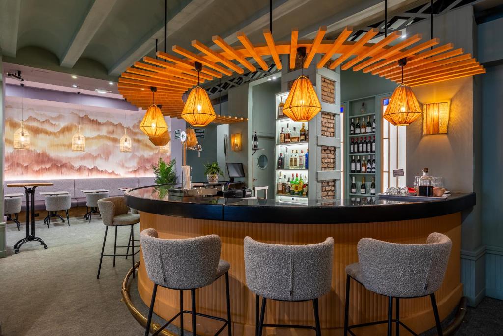 Hotel Atarazanas image 3