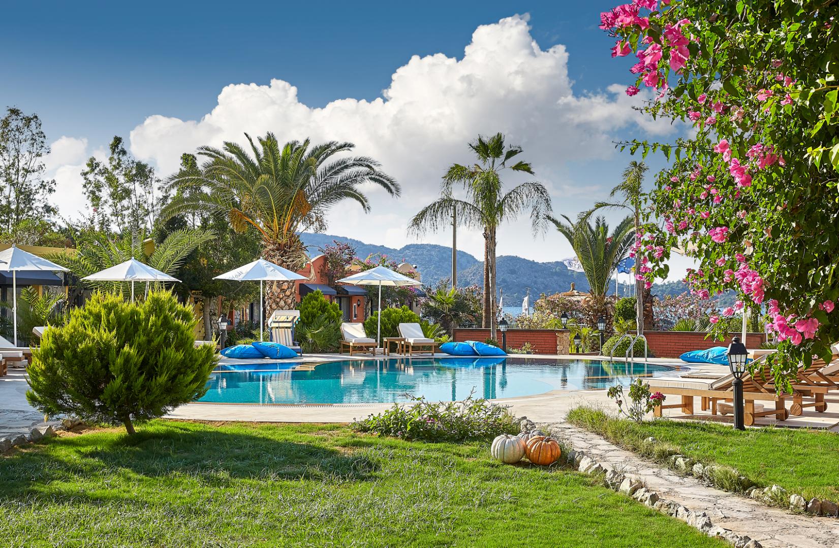 Fi Light Solto Boutique Beach image 2