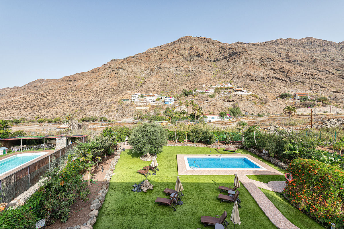 Sol Mogan Suites image 0