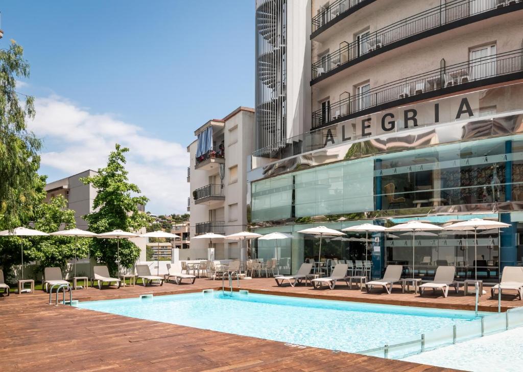 ALEGRIA Sun Village image 0