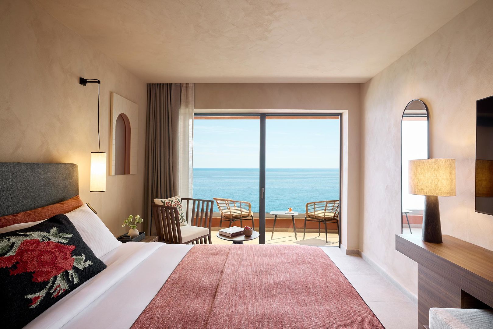 Ella Álkyna image 1