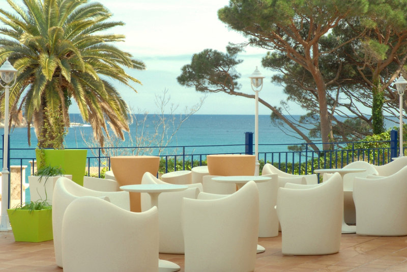 Hotel ILUNION Caleta Park image 0