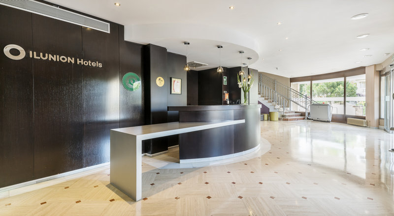 Hotel ILUNION Caleta Park image 3