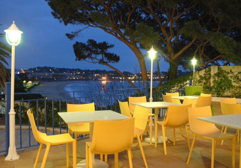 Hotel ILUNION Caleta Park image 1