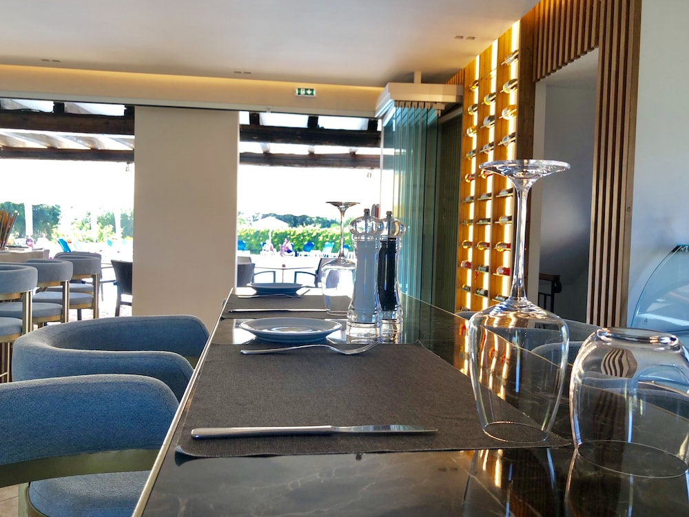 Bruskos Hotel & Suites foto 20