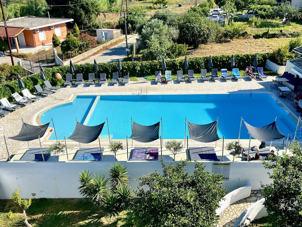 Bruskos Hotel & Suites foto 11