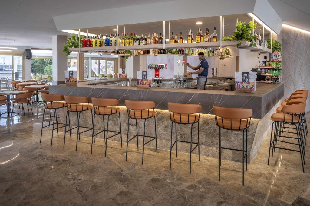 Hotel GHT Costa Brava & SPA image 2