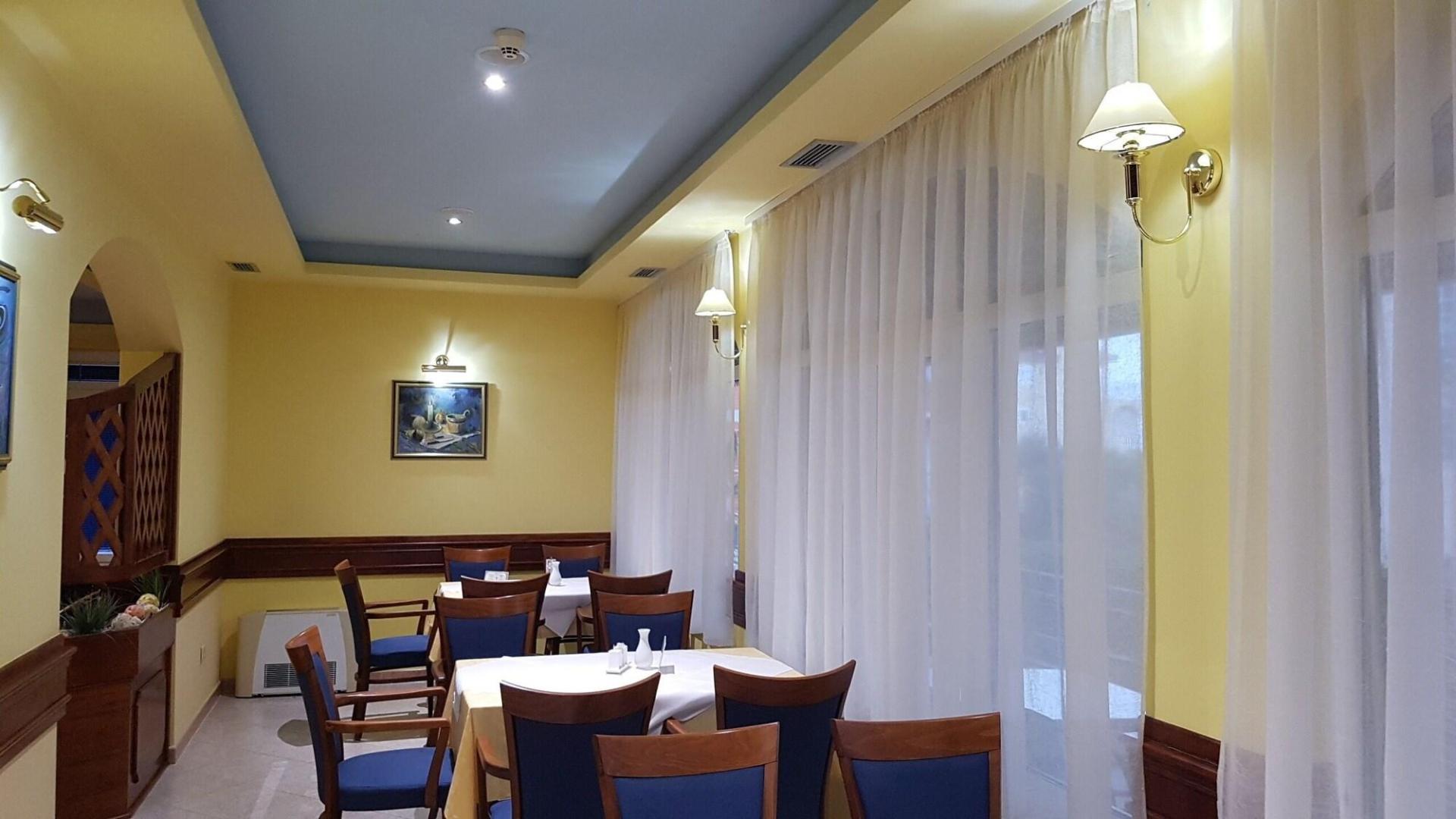 Hotel Adria image 2