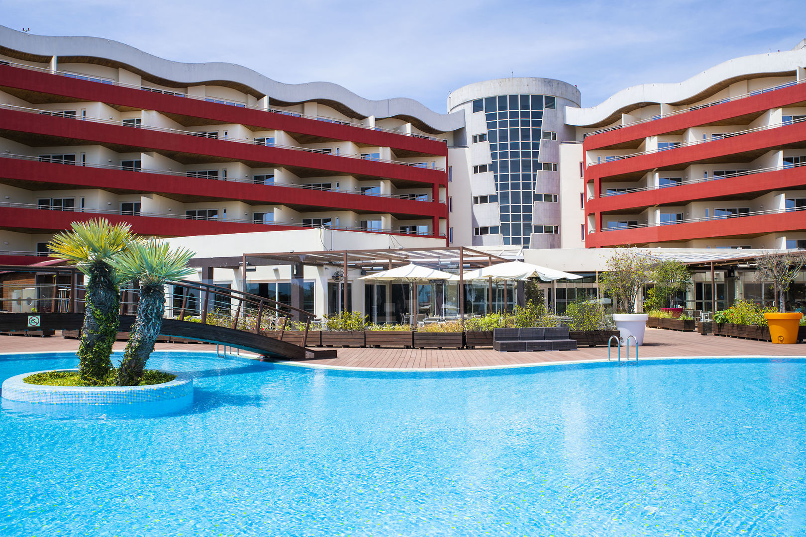 MS Aparhotel image 0