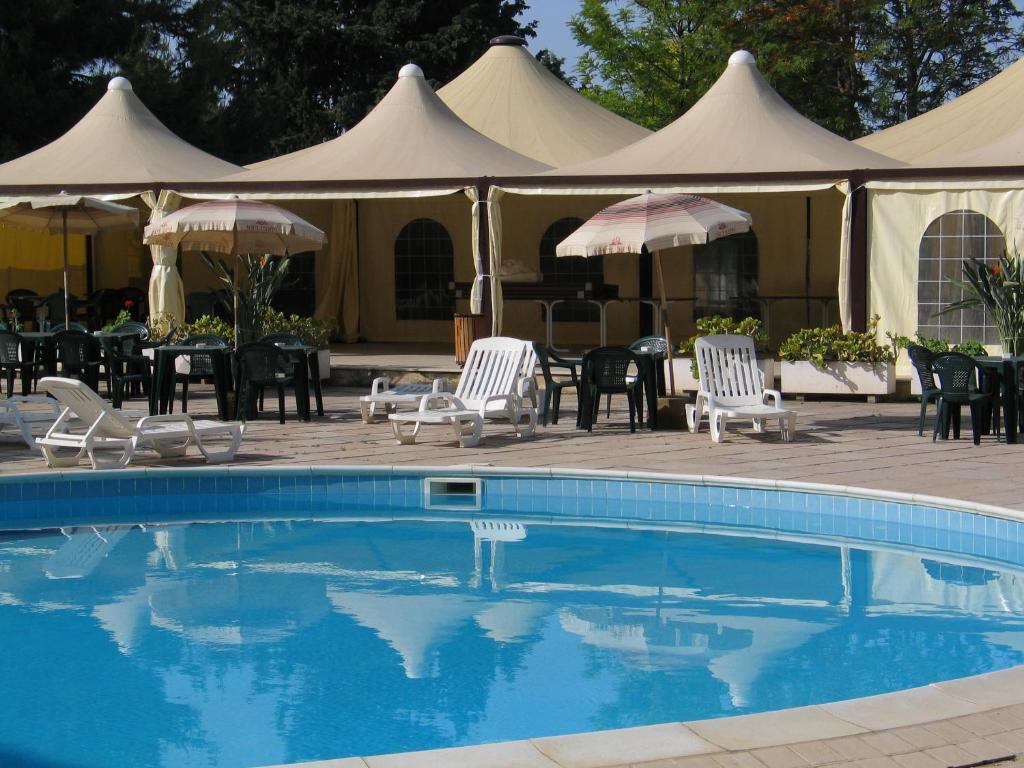 Hotel Califfo image 0