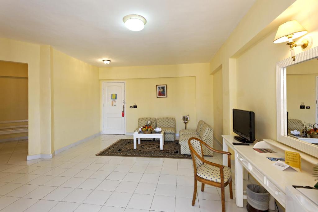 Empire Hotel Aqua Park foto 7