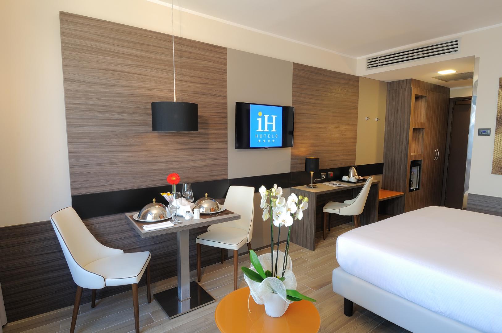 iH Hotels Milano Lorenteggio foto 2