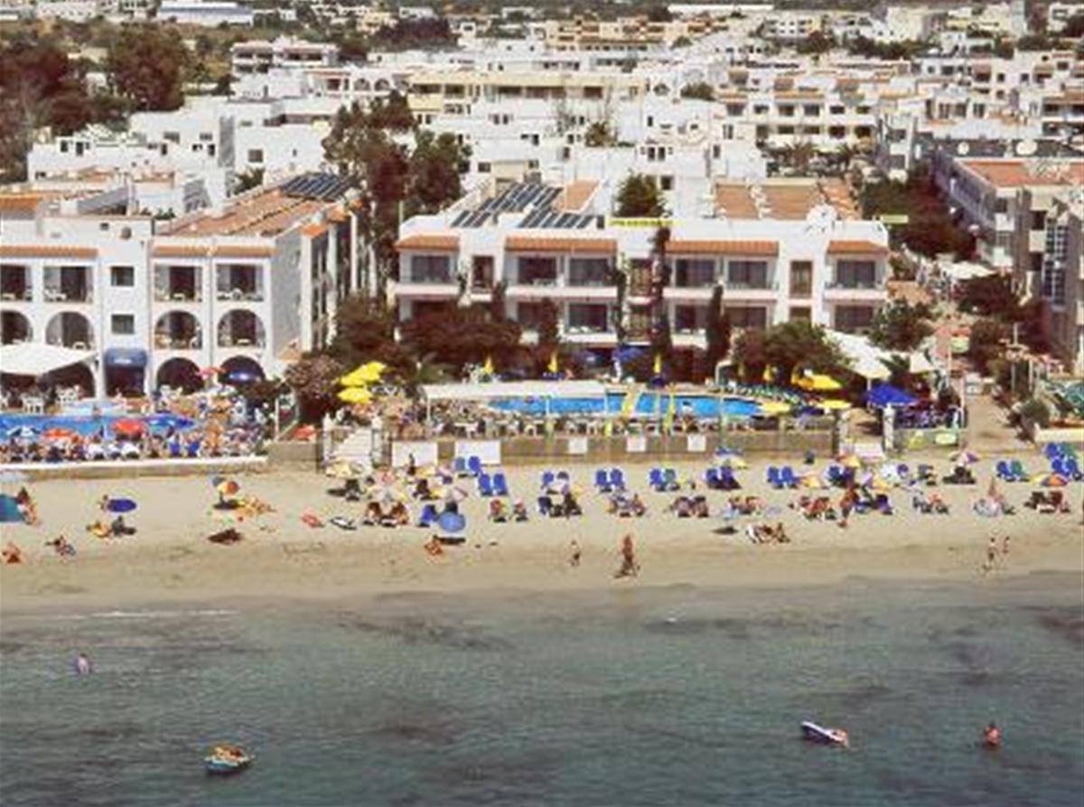 Ama Ibiza Beachfront Suites foto 12