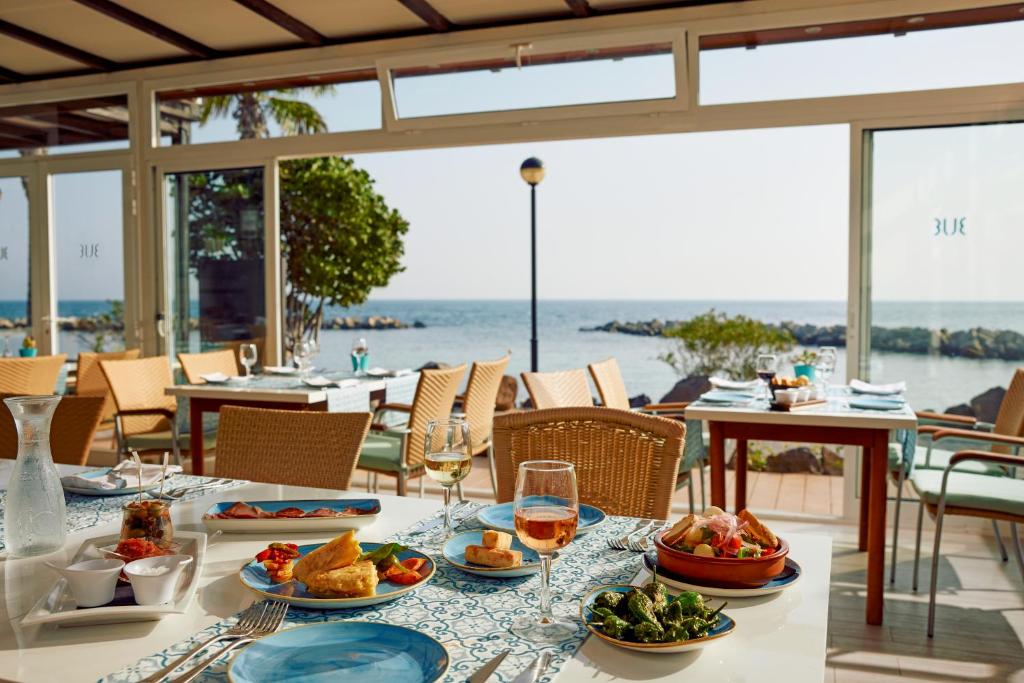 Grupotel Flamingo Beach image 2