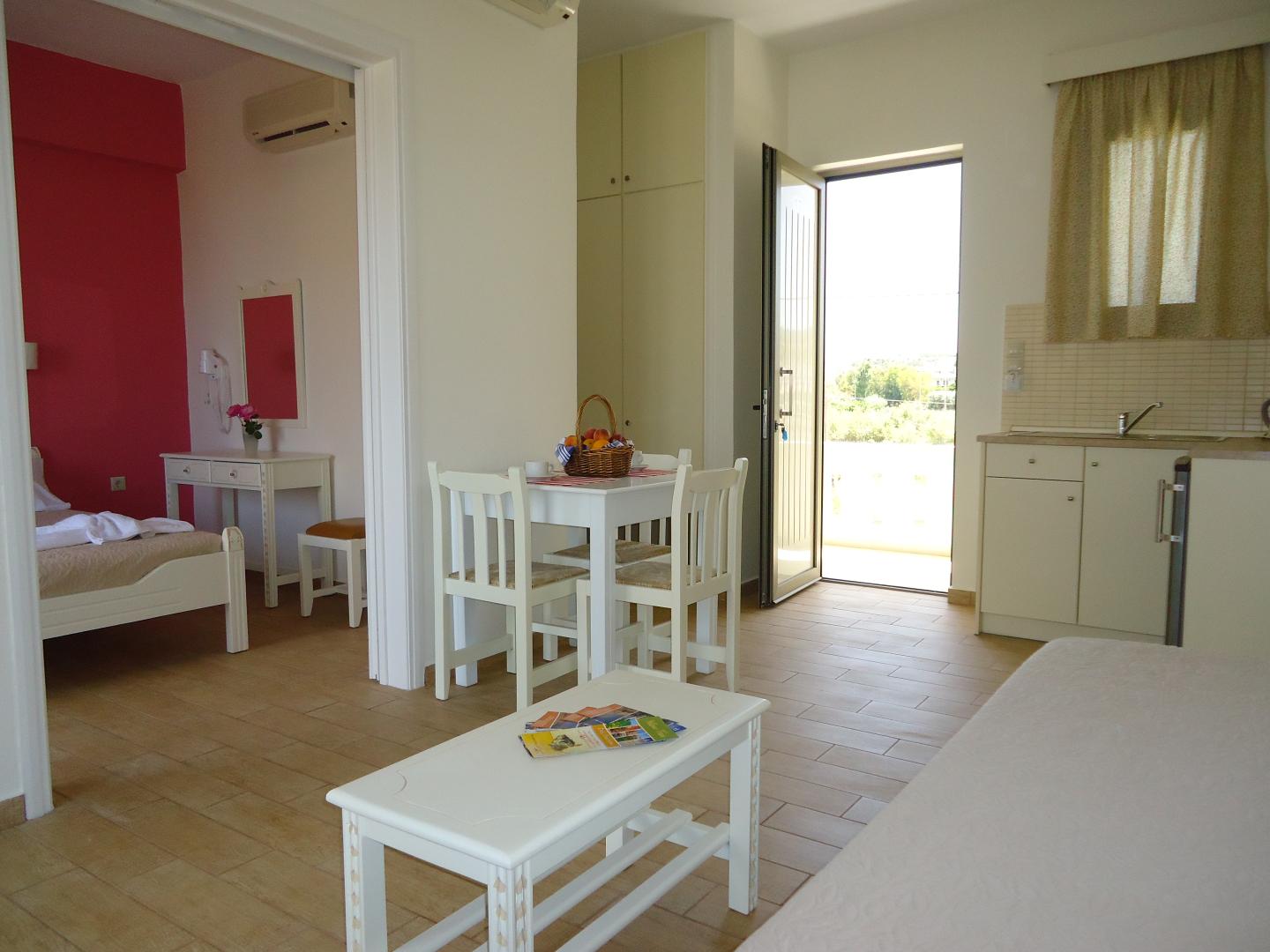 Almyra Apartments foto 43