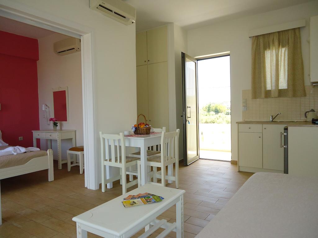 Almyra Apartments foto 18