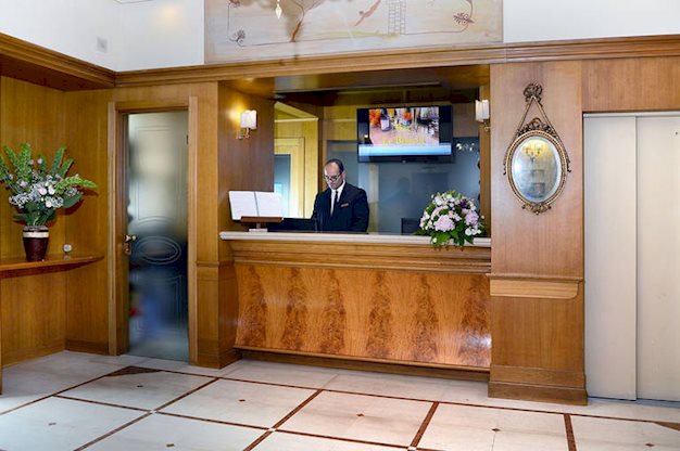 Grand Hotel Europa in Naples - foto 3