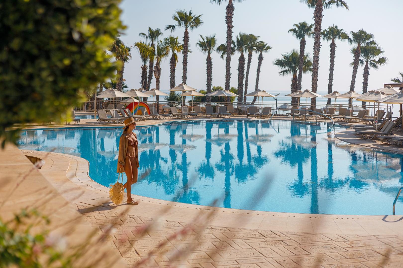 Louis Althea Beach foto 44