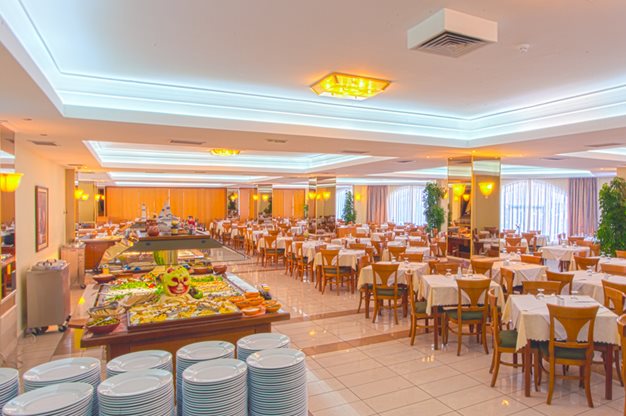 Continental Palace image 3