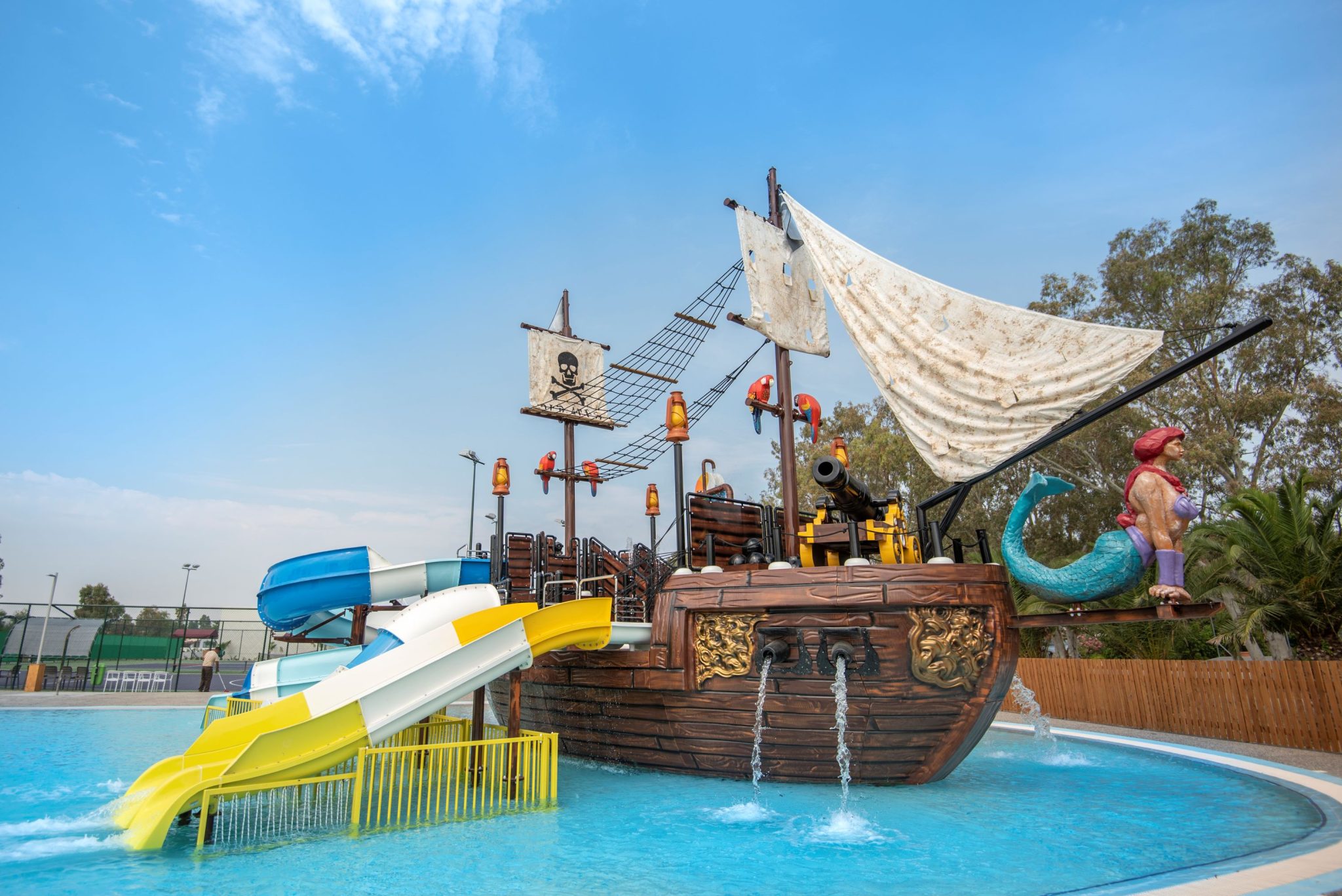 Caravia Beach Hotel & Bungalows image 2