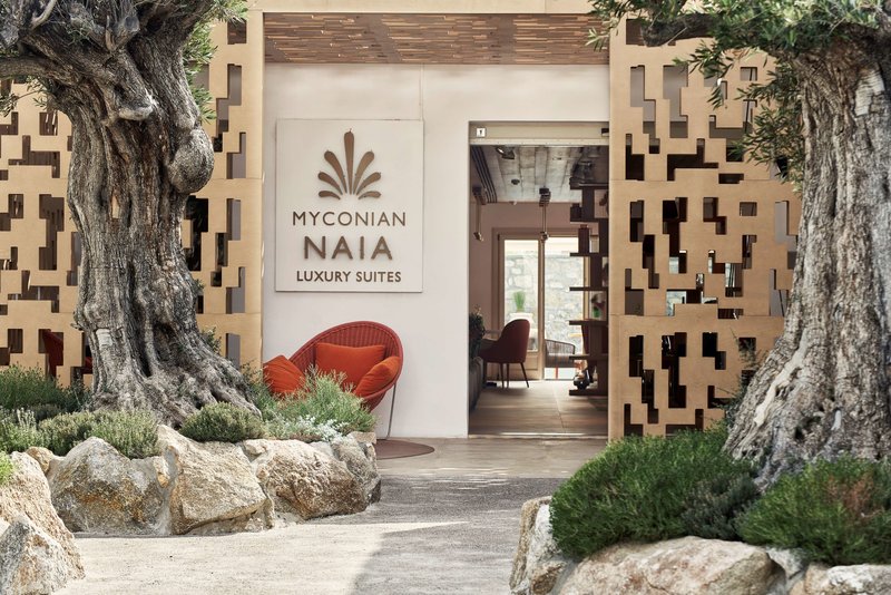 Myconian Naia foto 103