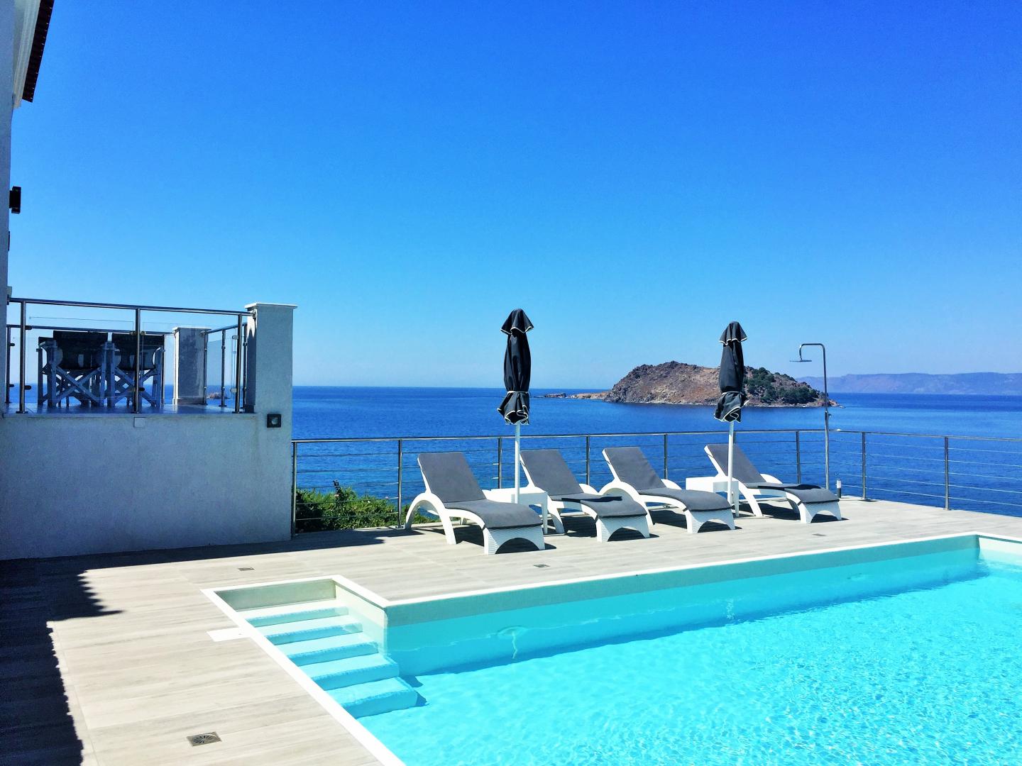 Eleia Seafront Villas foto 14