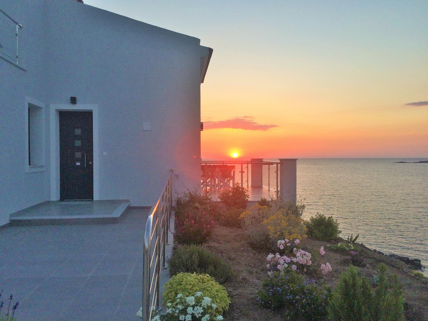Eleia Seafront Villas foto 16