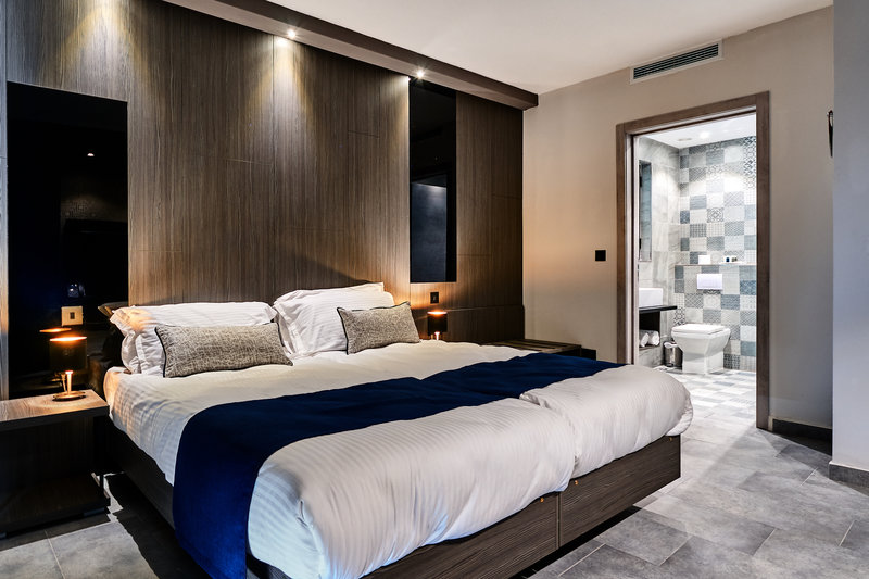 The District Hotel image 3