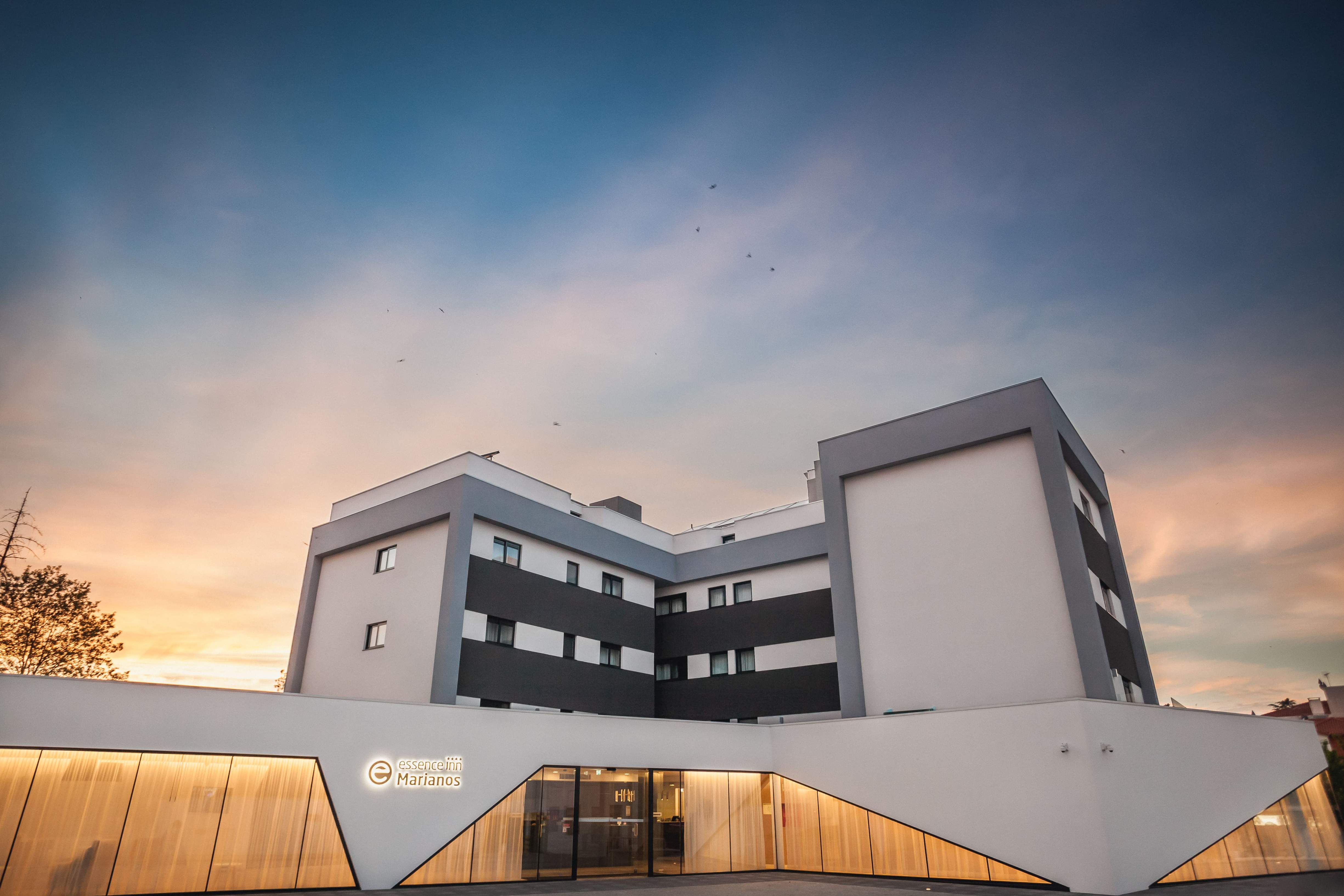 Essence Inn Marianos image 1