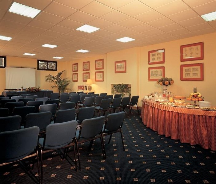 American Palace Eur image 1