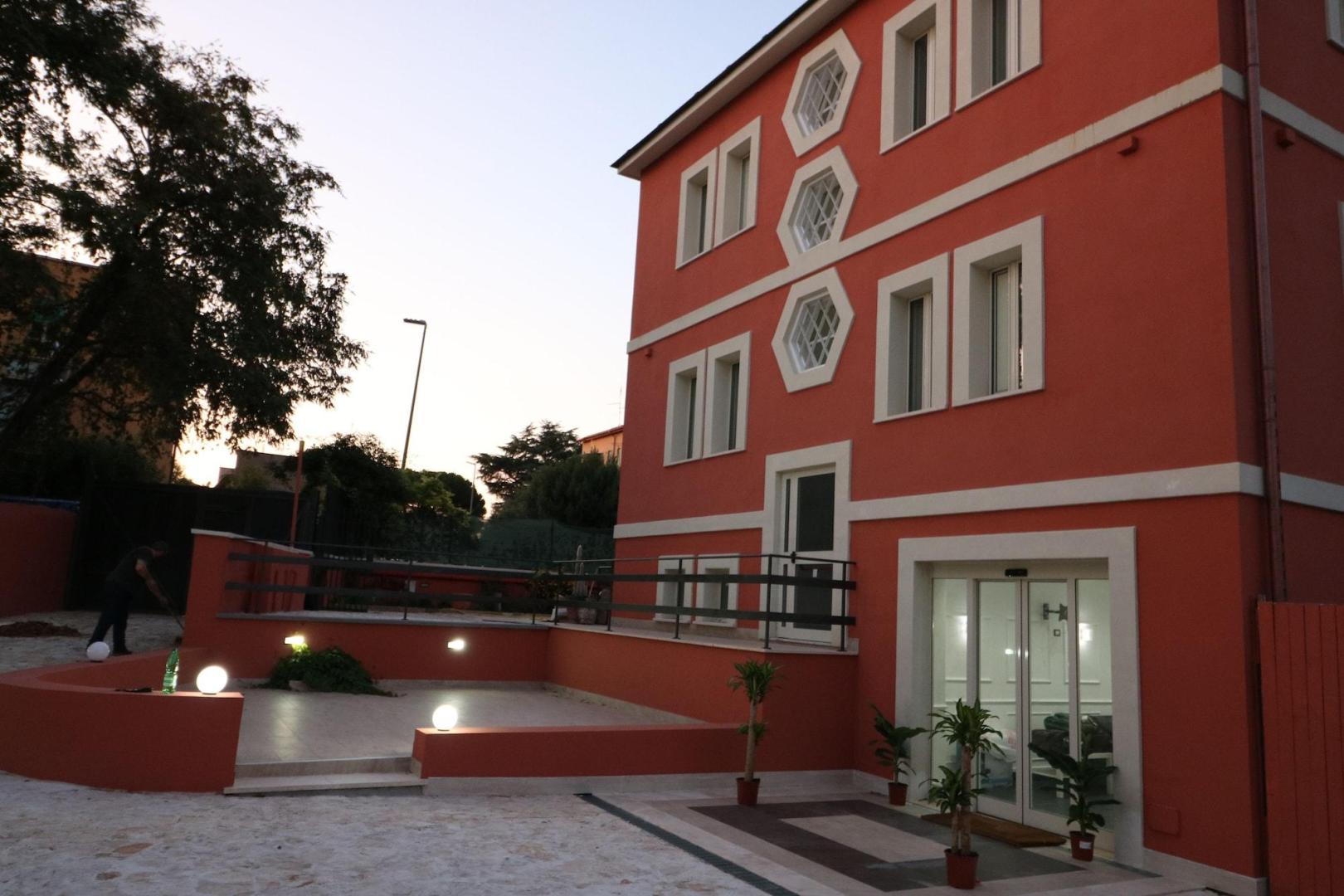 Main image