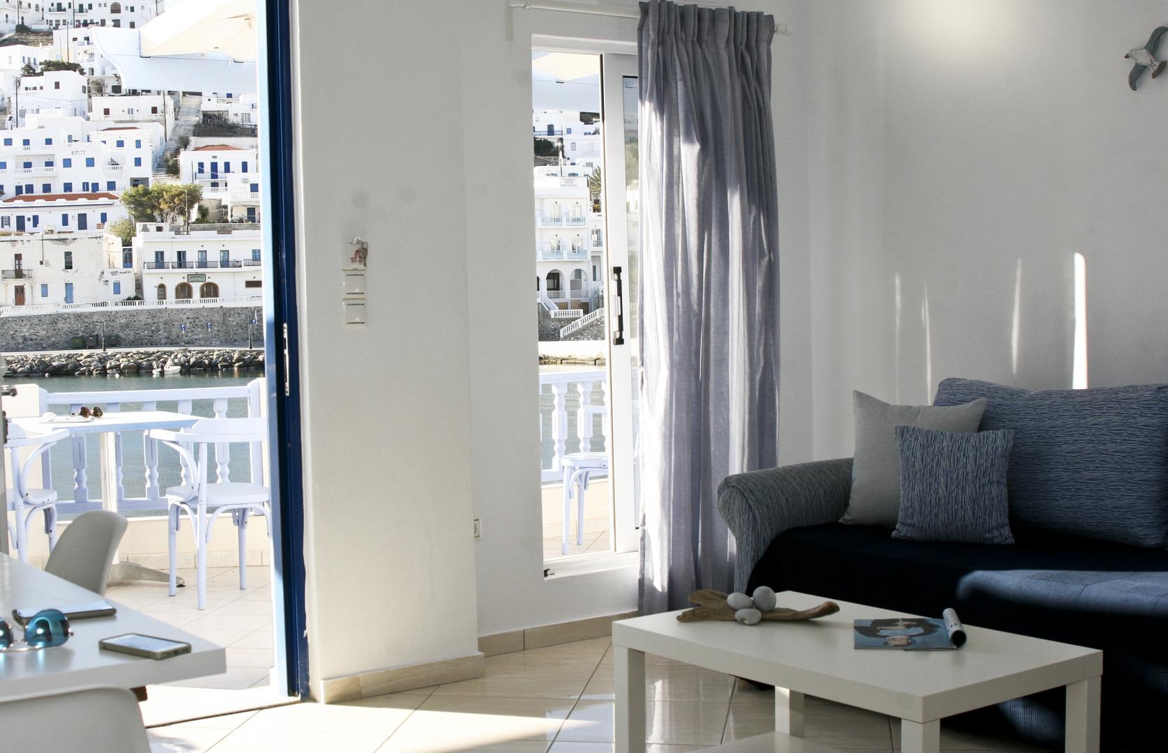 Vithos Aparthotel image 1