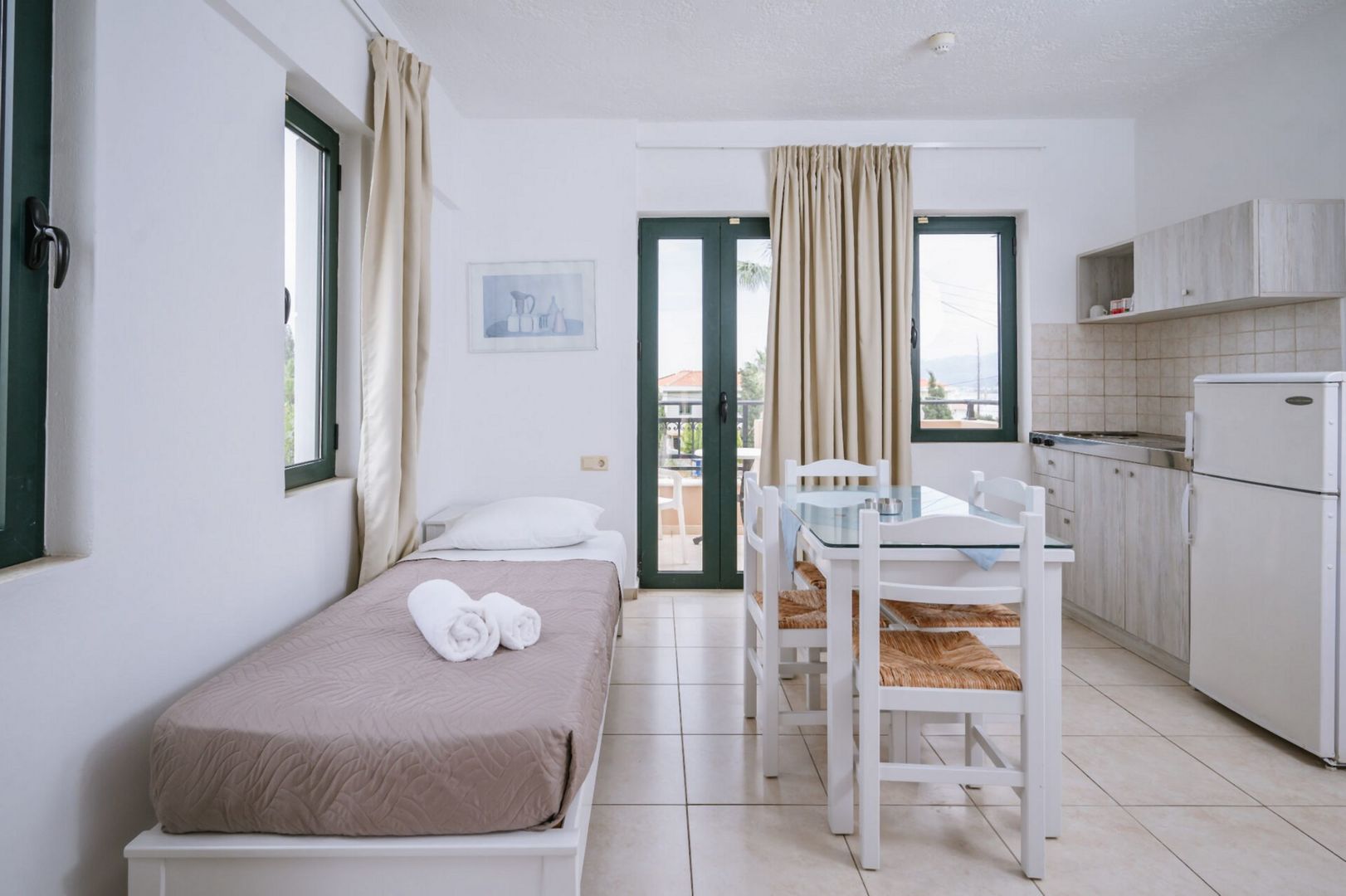 Dionysos Hotel Apartments & Studios foto 11