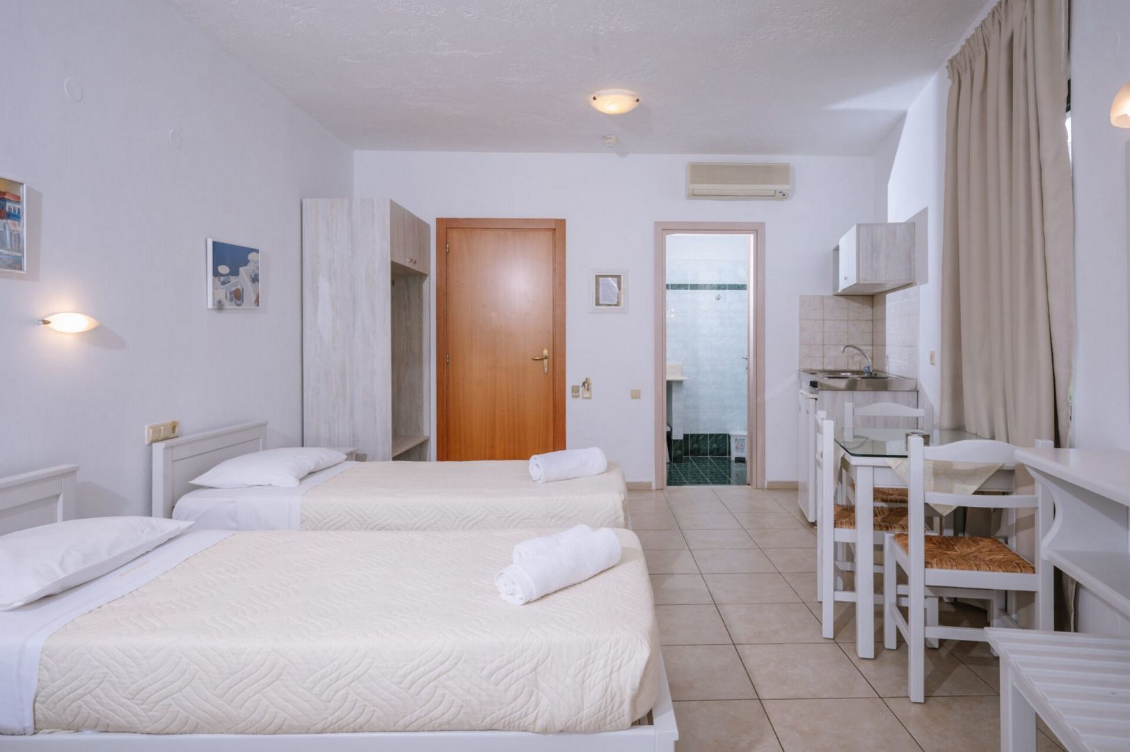 Dionysos Hotel Apartments & Studios foto 12