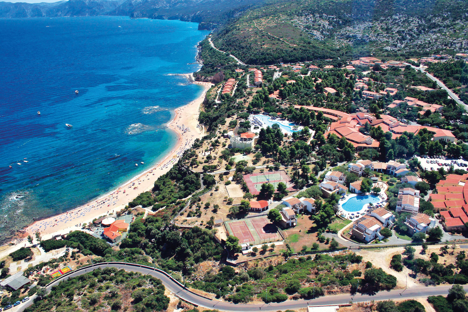 Club Esse Palmasera Resort image 1