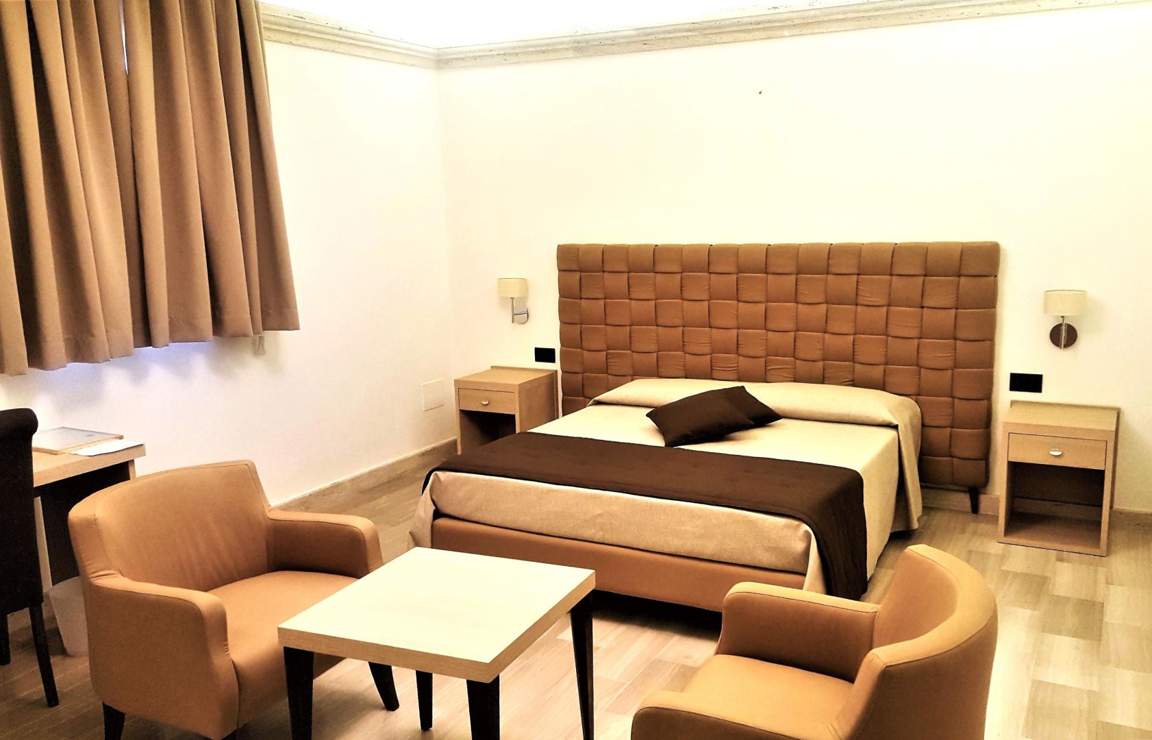 BHB Hotel image 1