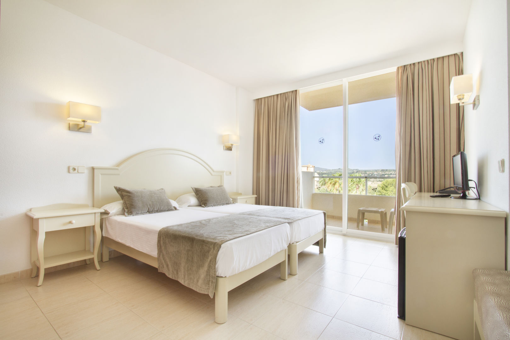 Bakour Garbí Cala Millor image 1