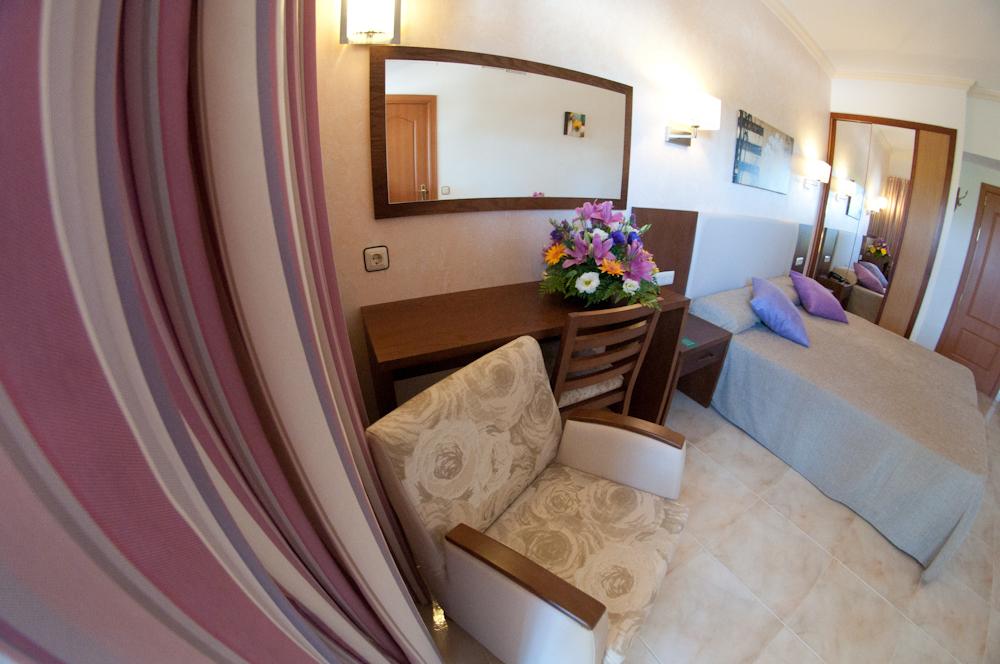 Hotel Cala Gat image 1