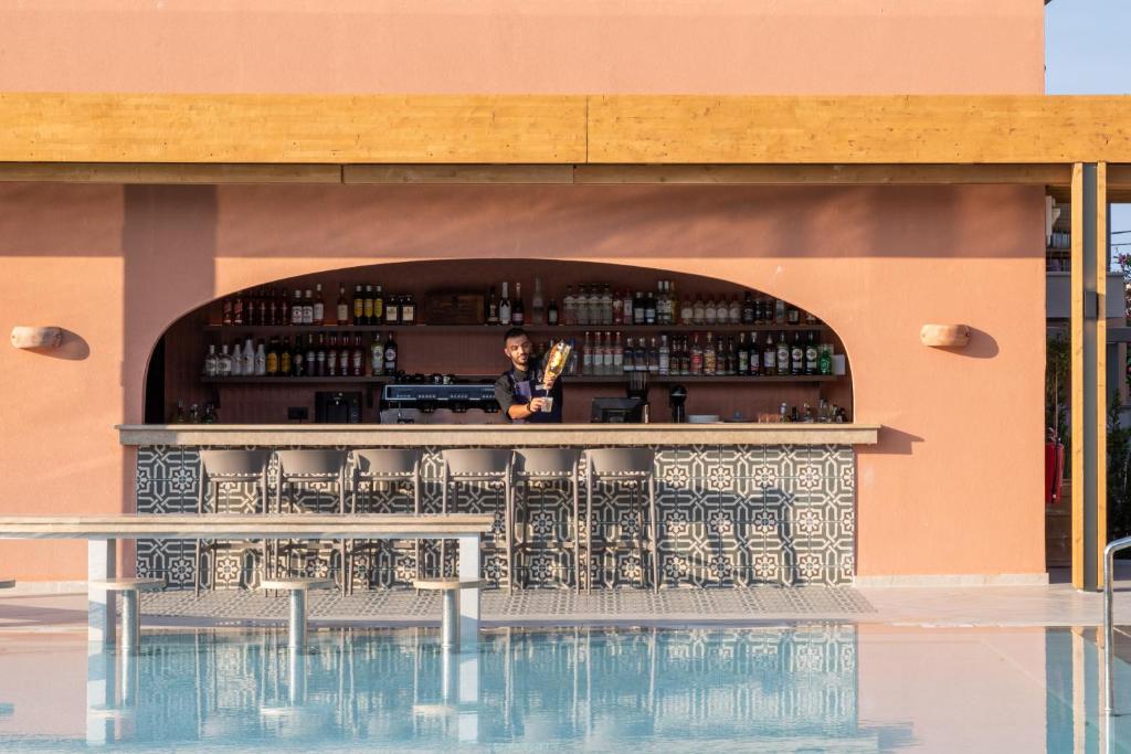 Sentido Apollo Palace image 2