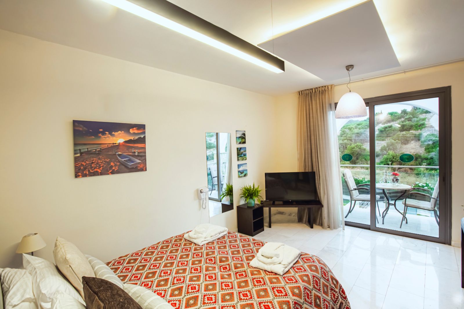 Latchi Escape Hotel & Suites foto 9