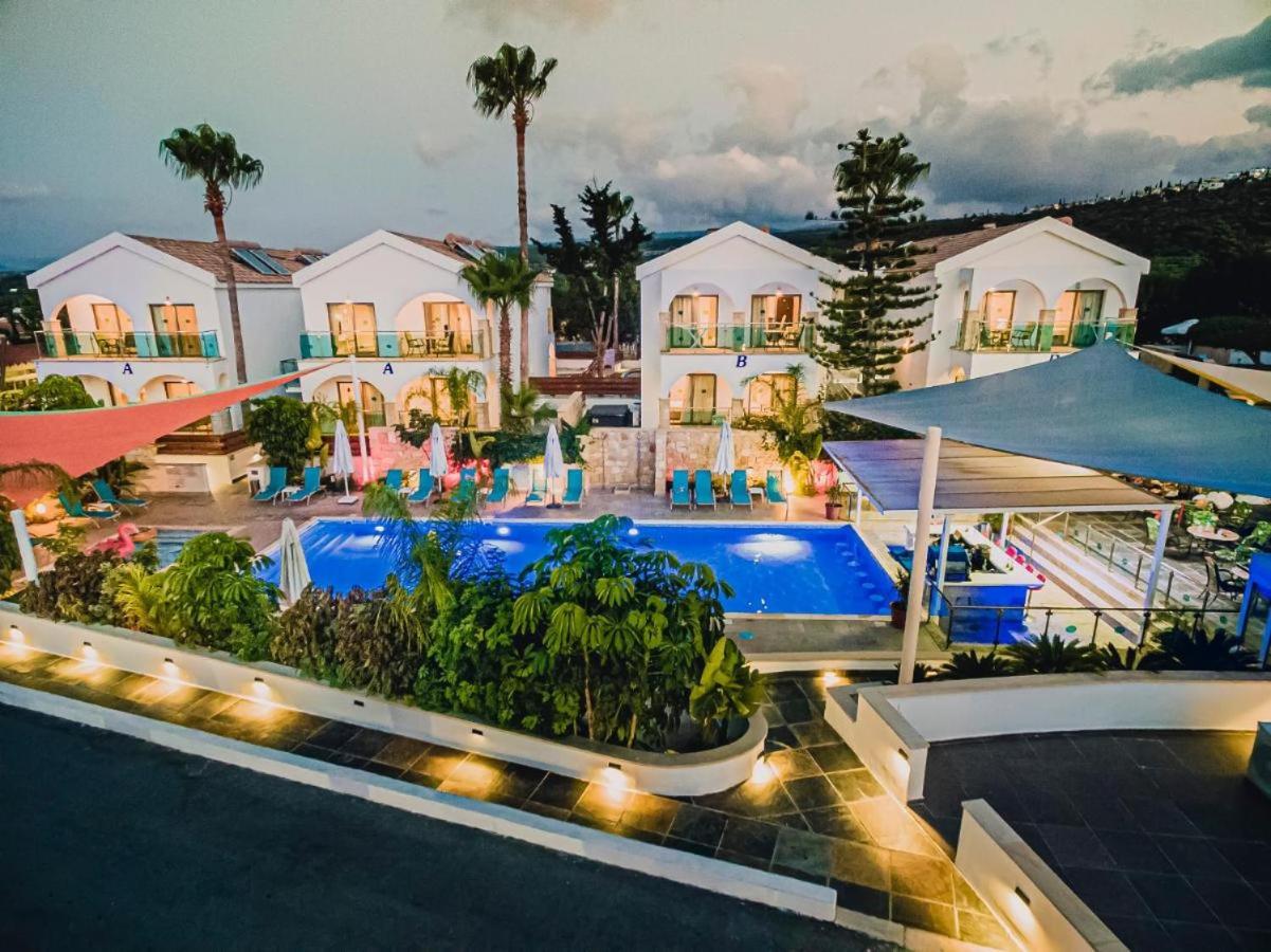 Latchi Escape Hotel & Suites foto 4