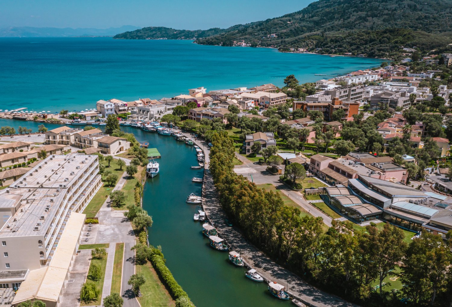 Mitsis Messonghi image 3