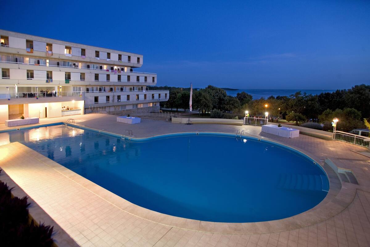 Hotel Delfin Plava Laguna image 1