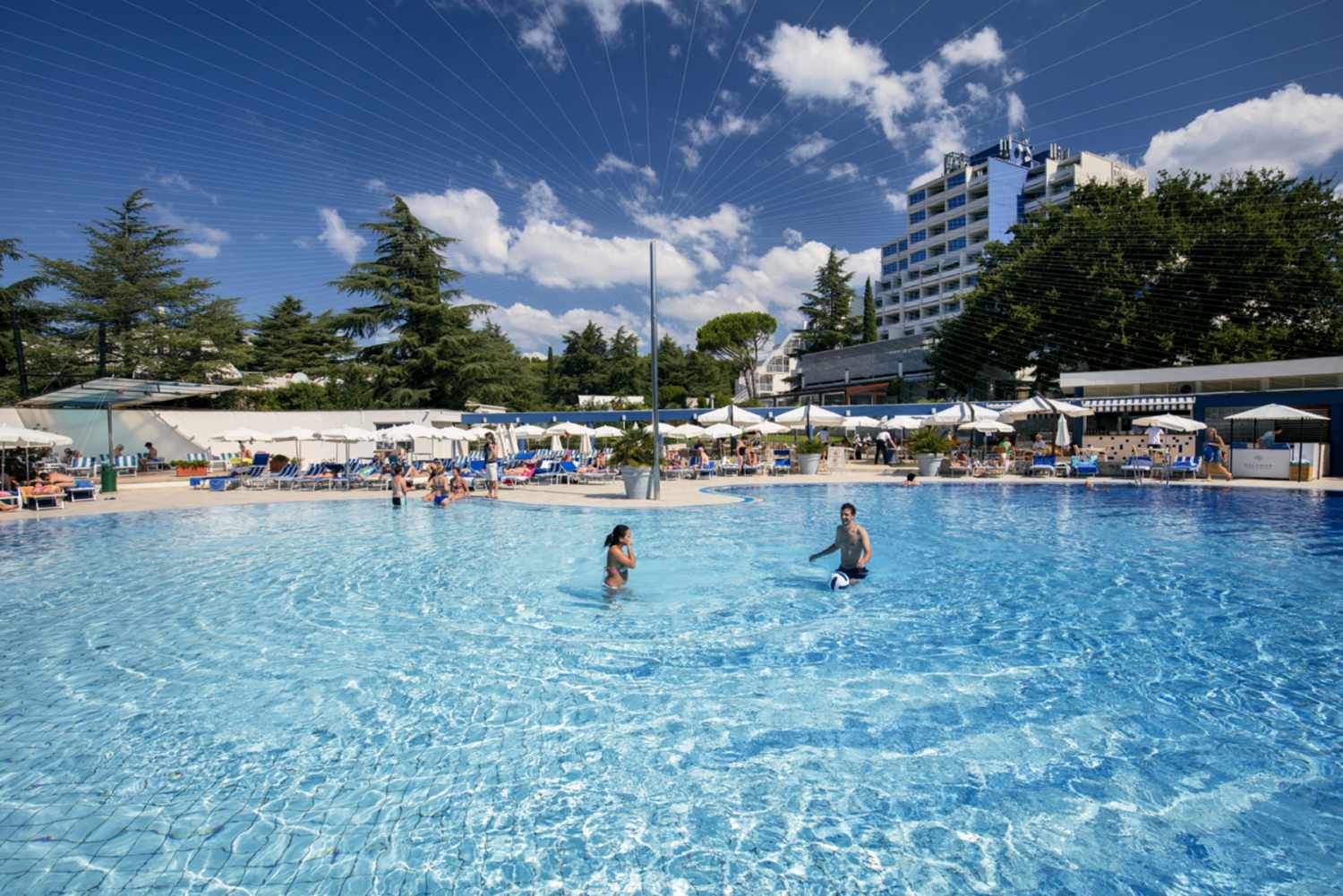 Valamar Diamant Hotel image 1